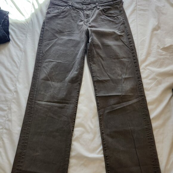 7 For All Mankind - mens khakis olive green Relaxed Fit - Picture 4 of 4